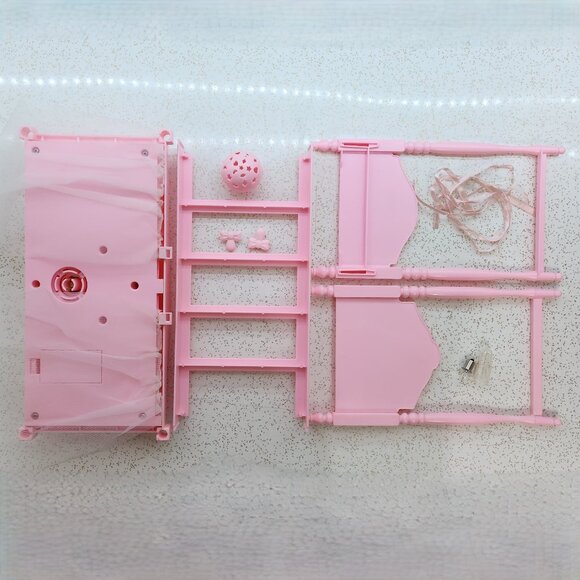 Barbie Pink Sparkles Bed Set - Picture 2 of 16